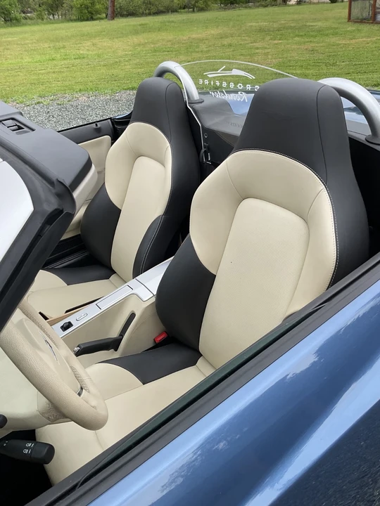 2006 Chrysler Crossfire - Image 5 of 20