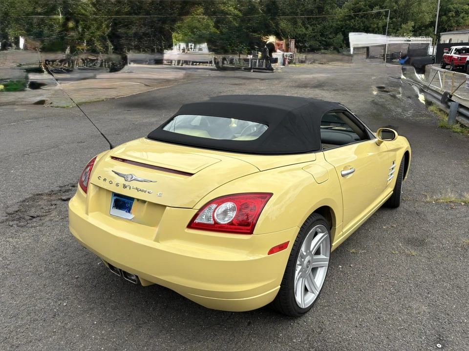 2006 Chrysler Crossfire - Image 4 of 10