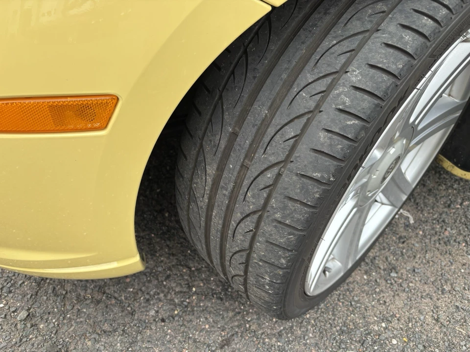 2006 Chrysler Crossfire - Image 9 of 10
