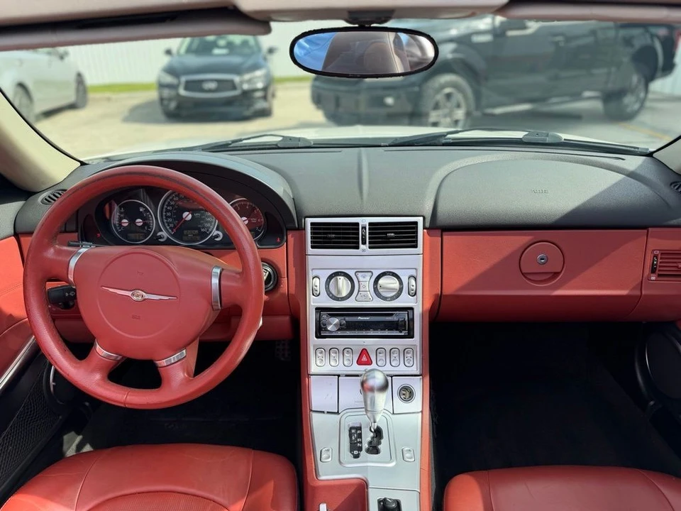 2006 Chrysler Crossfire - Image 28 of 30