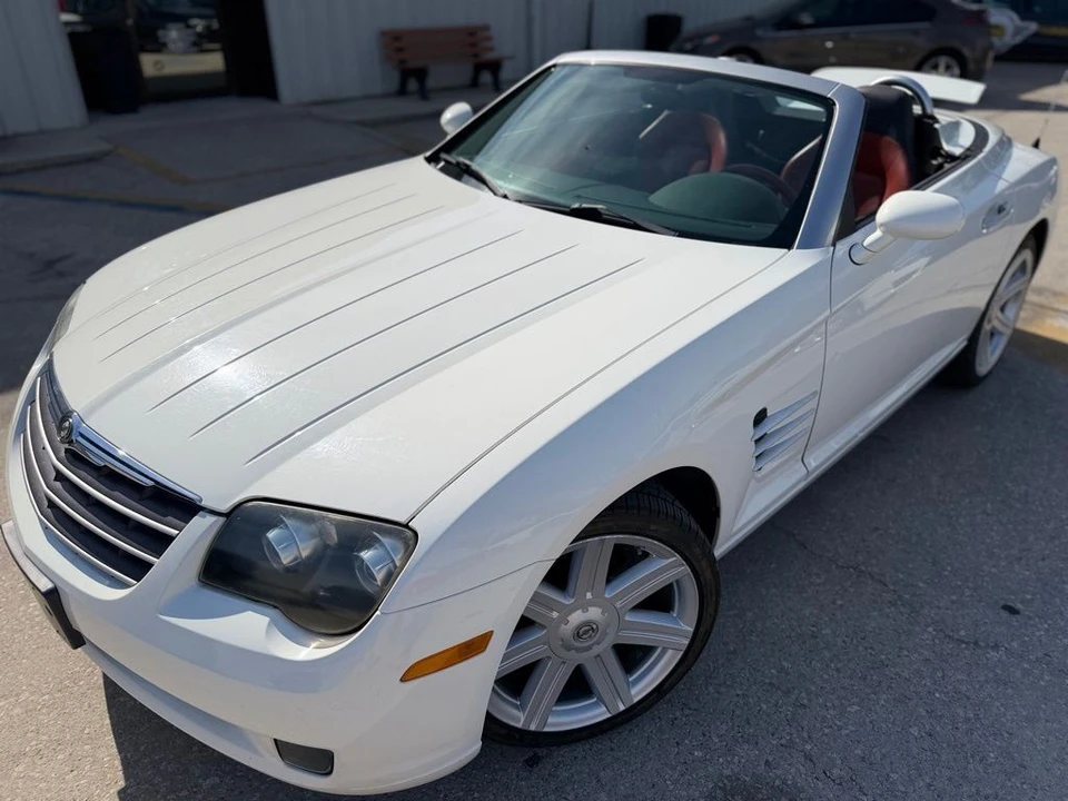 2006 Chrysler Crossfire - Image 9 of 30