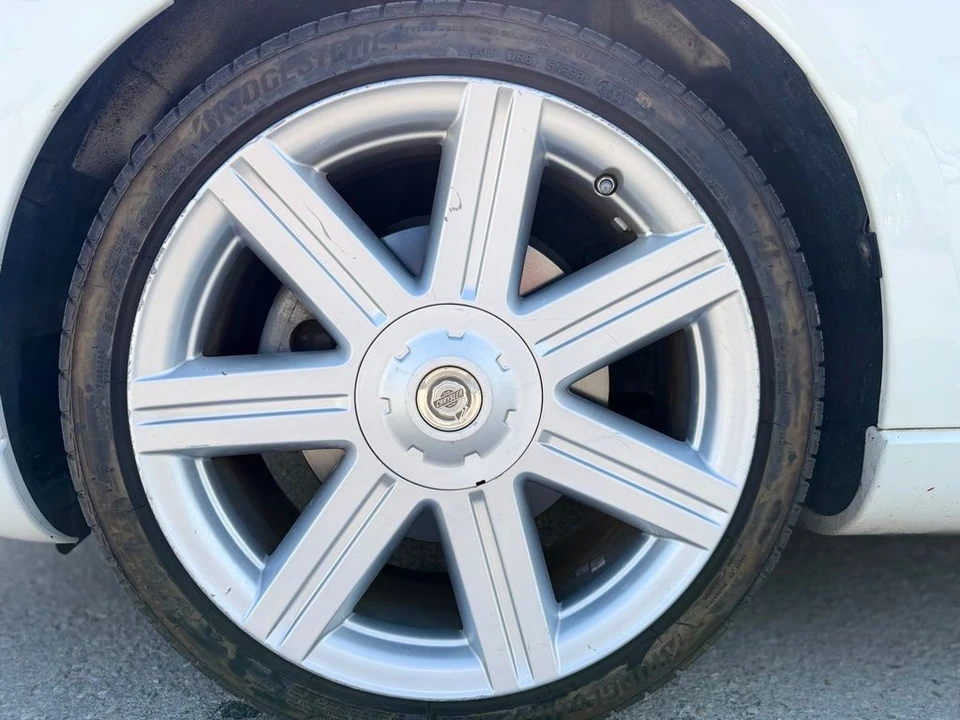 2006 Chrysler Crossfire - Image 17 of 30