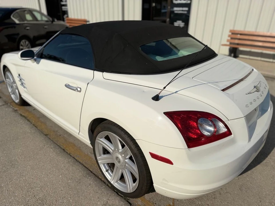 2006 Chrysler Crossfire - Image 3 of 30