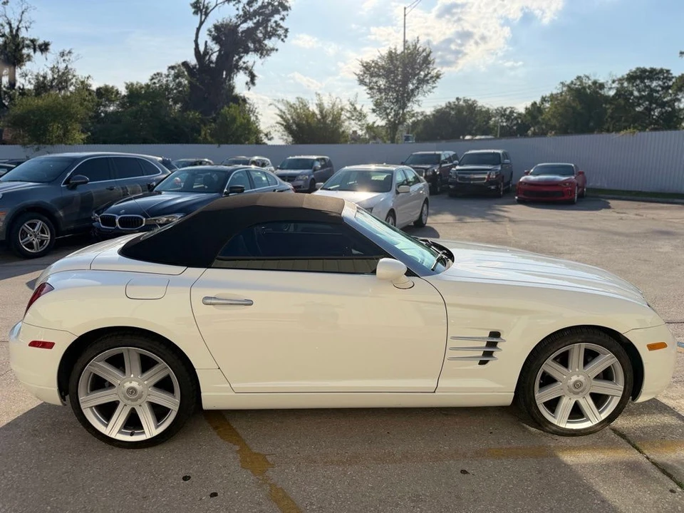 2006 Chrysler Crossfire - Image 6 of 30