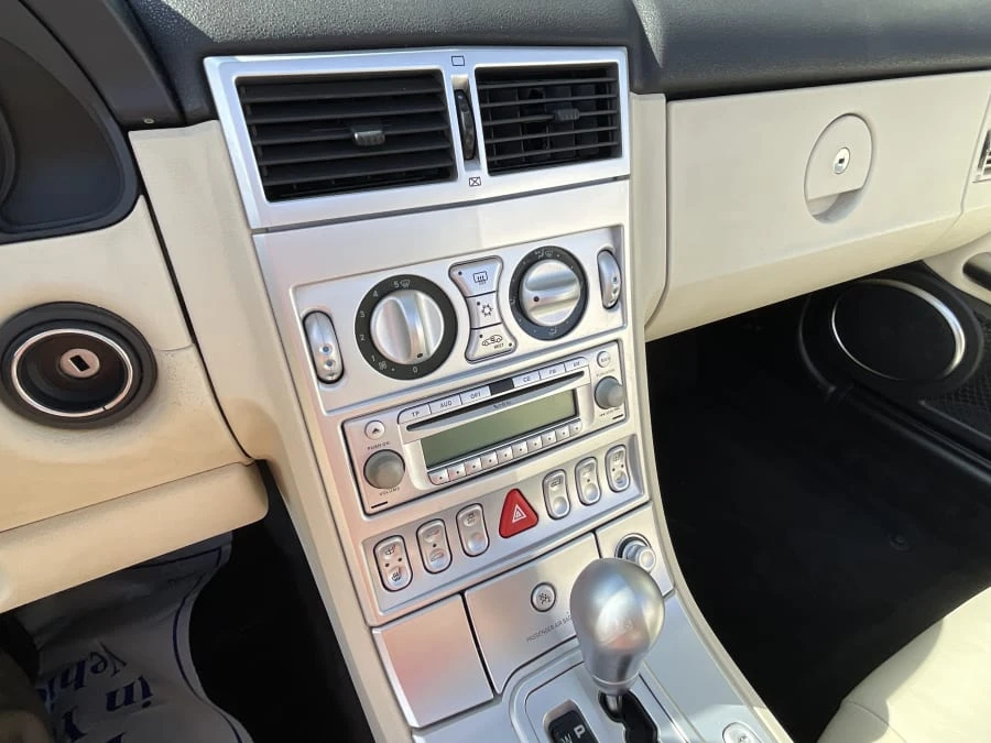 2006 Chrysler Crossfire - Image 10 of 13