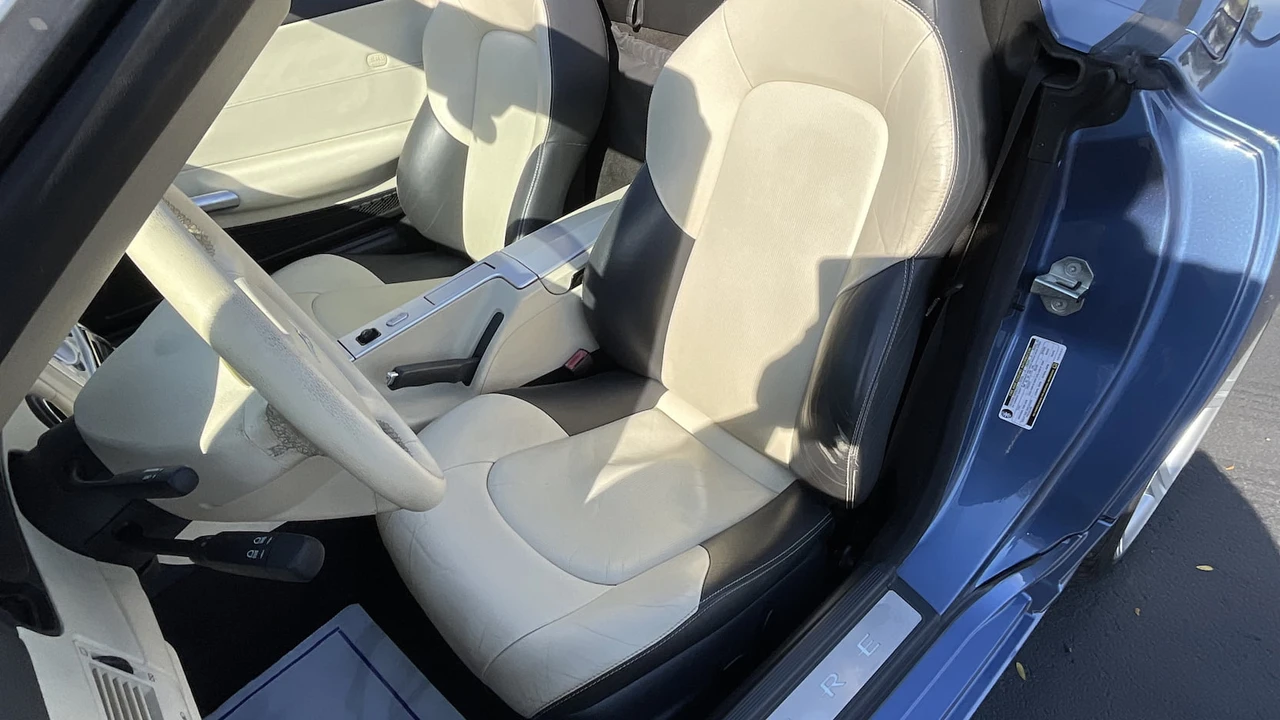 2006 Chrysler Crossfire - Image 4 of 13