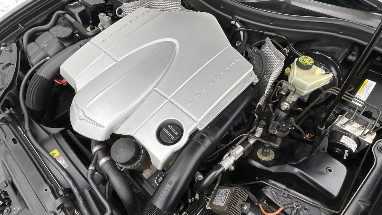 2006 Chrysler Crossfire - Image 6 of 13