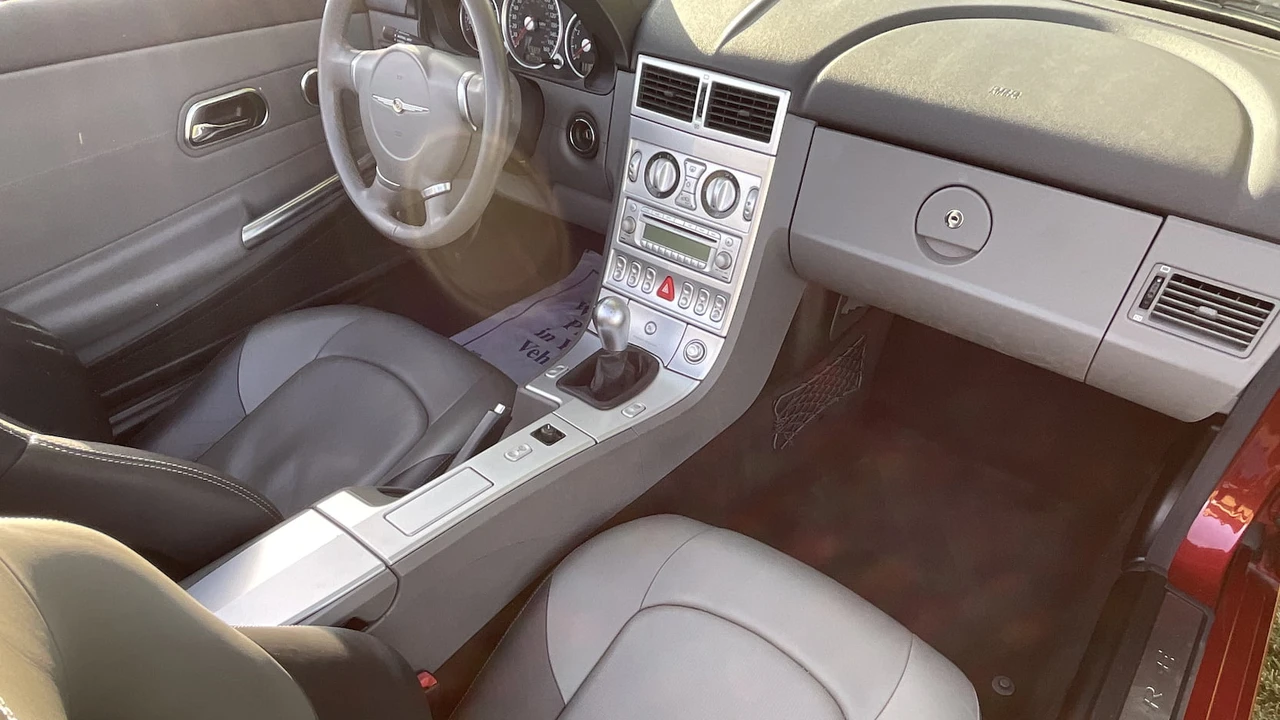 2006 Chrysler Crossfire - Image 5 of 13