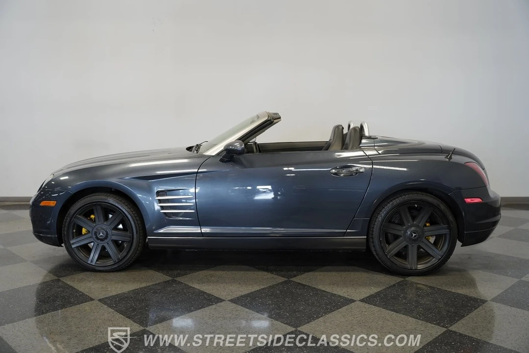 2006 Chrysler Crossfire - Image 8 of 12