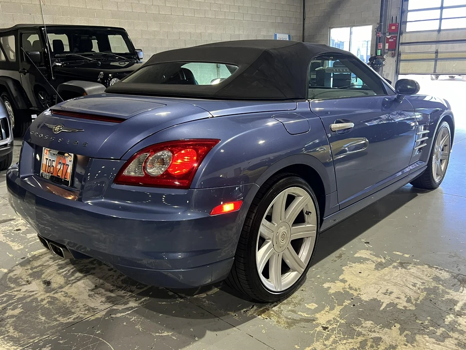 2006 Chrysler Crossfire - Image 23 of 31