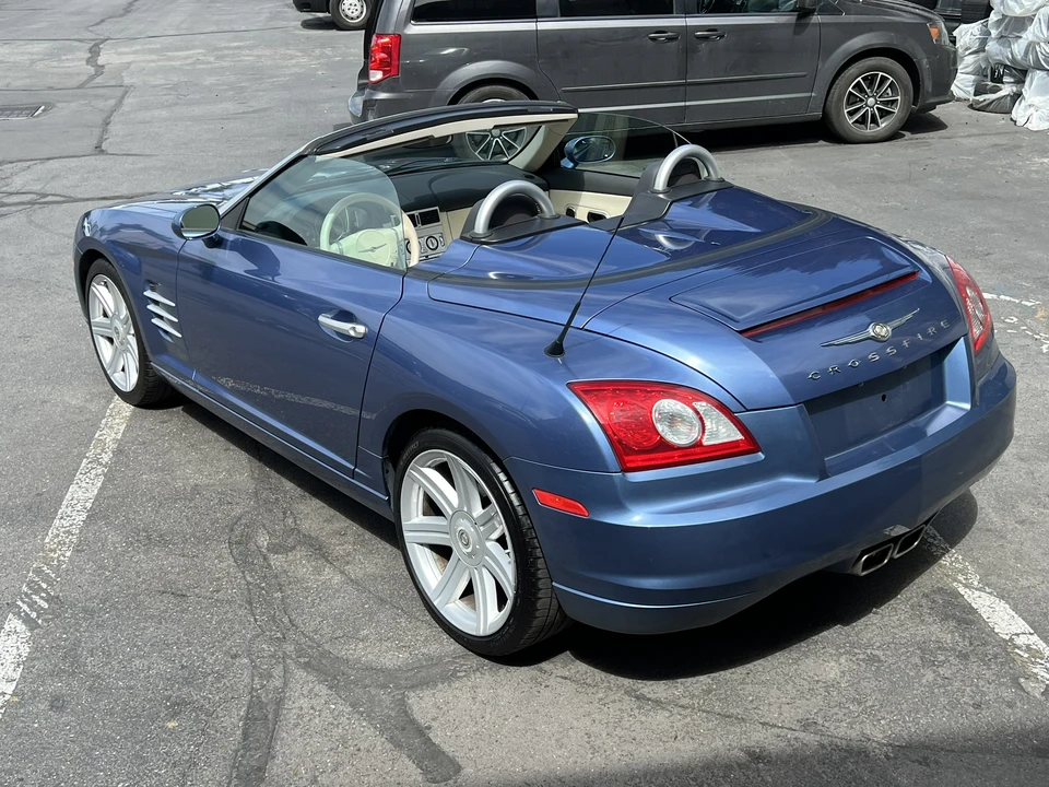 2006 Chrysler Crossfire - Image 7 of 31