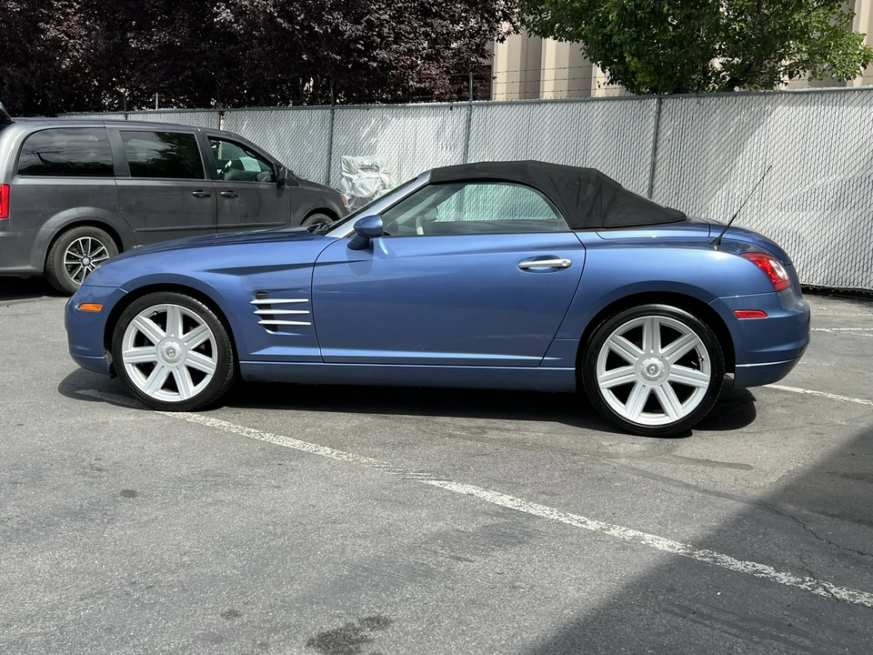 2006 Chrysler Crossfire - Image 12 of 31