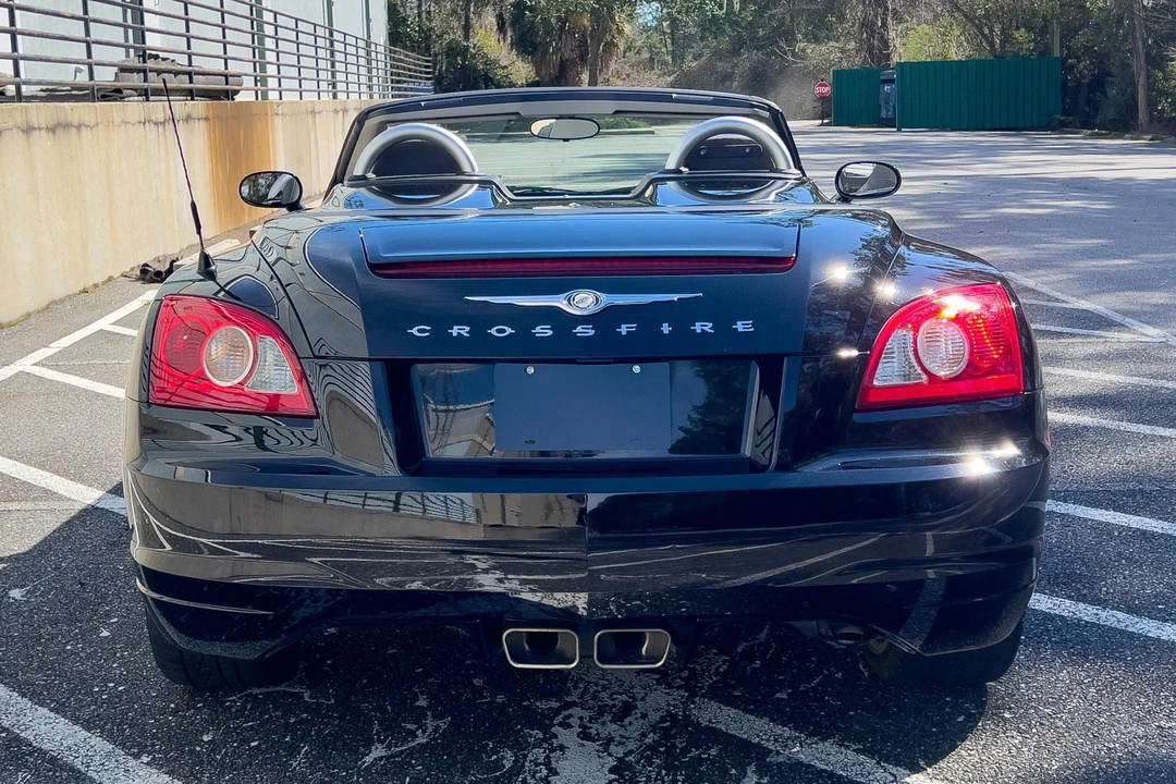 2006 Chrysler Crossfire - Image 5 of 31