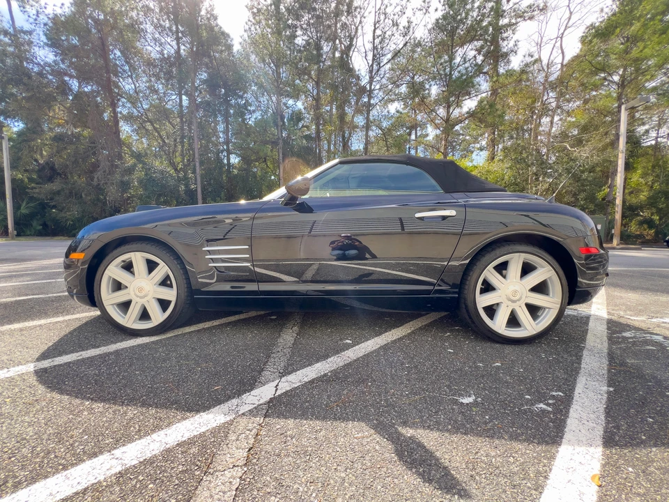 2006 Chrysler Crossfire - Image 15 of 31