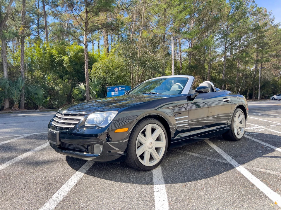 2006 Chrysler Crossfire - Image 6 of 31