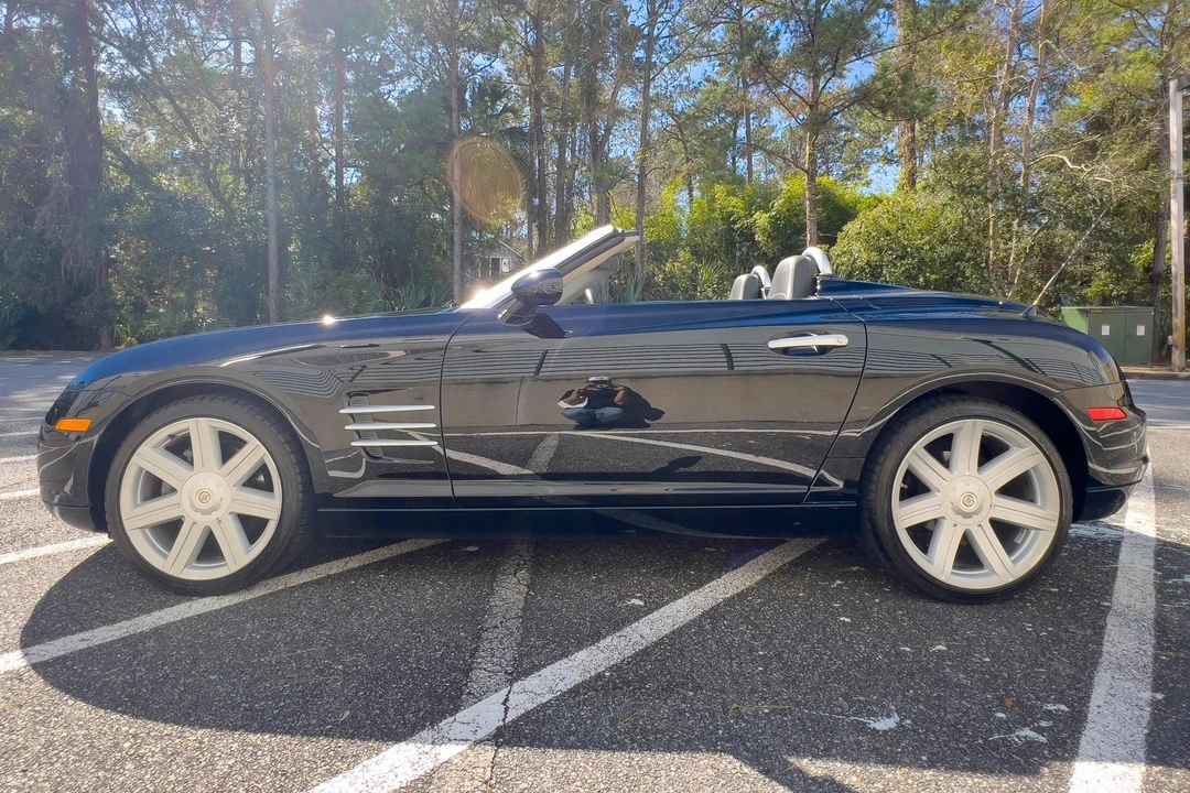 2006 Chrysler Crossfire - Image 3 of 31