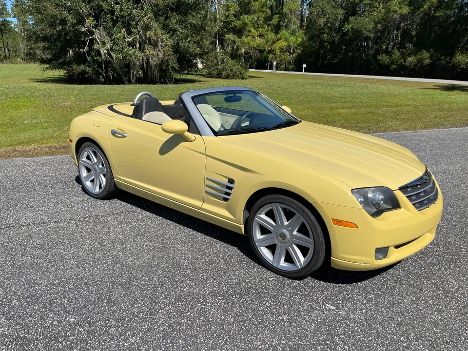 2006 Chrysler Crossfire - Image 16 of 31