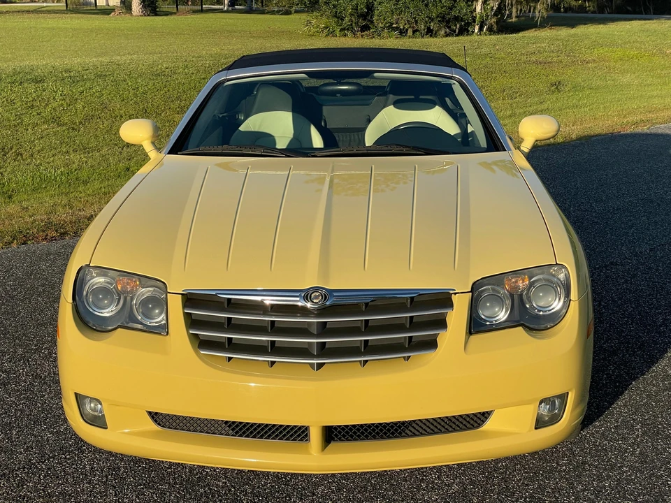 2006 Chrysler Crossfire - Image 18 of 31