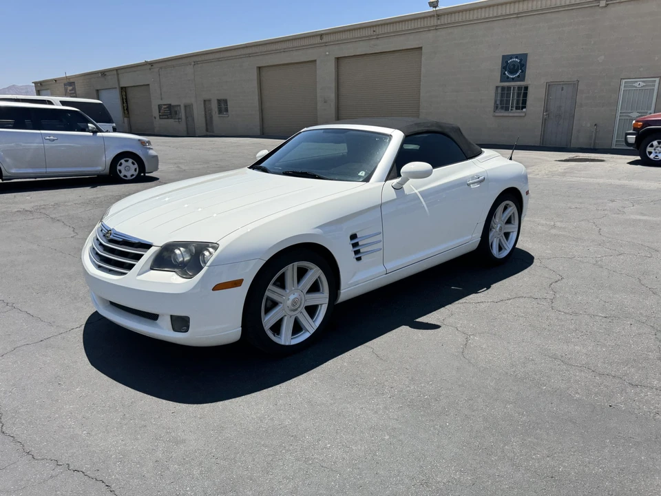 2006 Chrysler Crossfire - Image 19 of 31