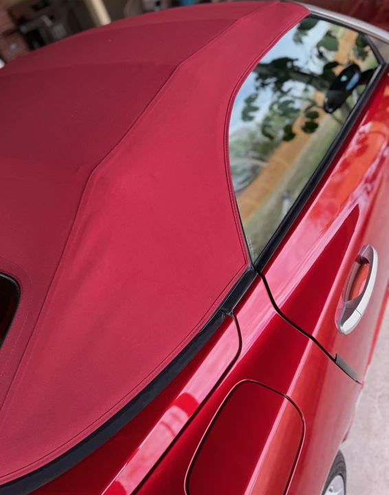 2006 Chrysler Crossfire - Image 27 of 31