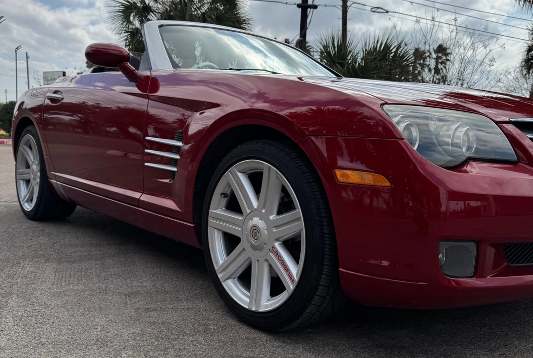 2006 Chrysler Crossfire - Image 12 of 31
