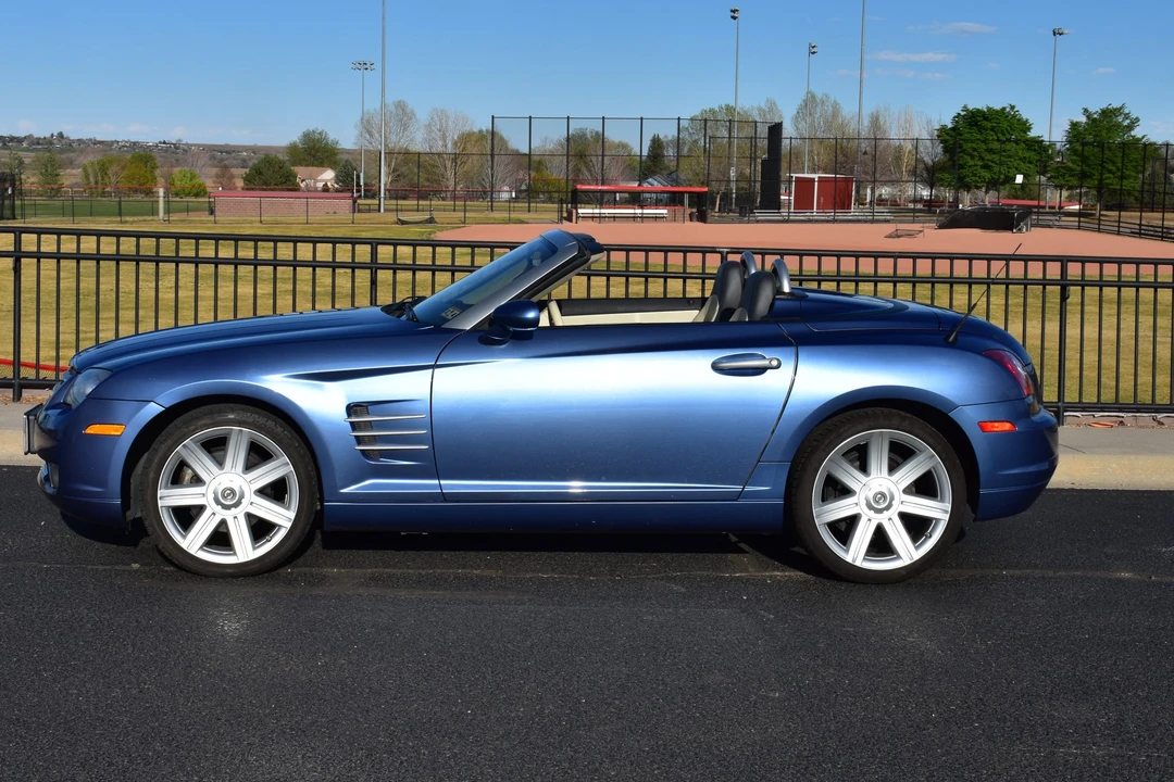 2006 Chrysler Crossfire - Image 7 of 31