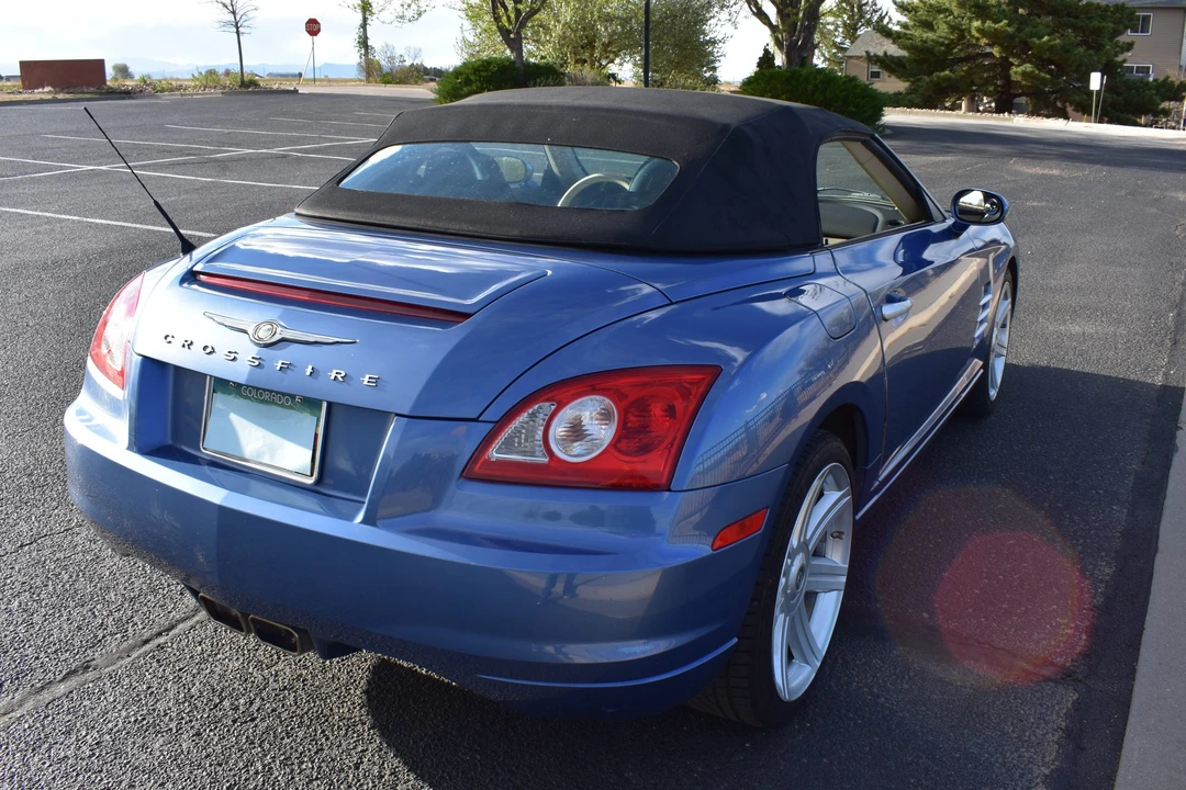 2006 Chrysler Crossfire - Image 17 of 31