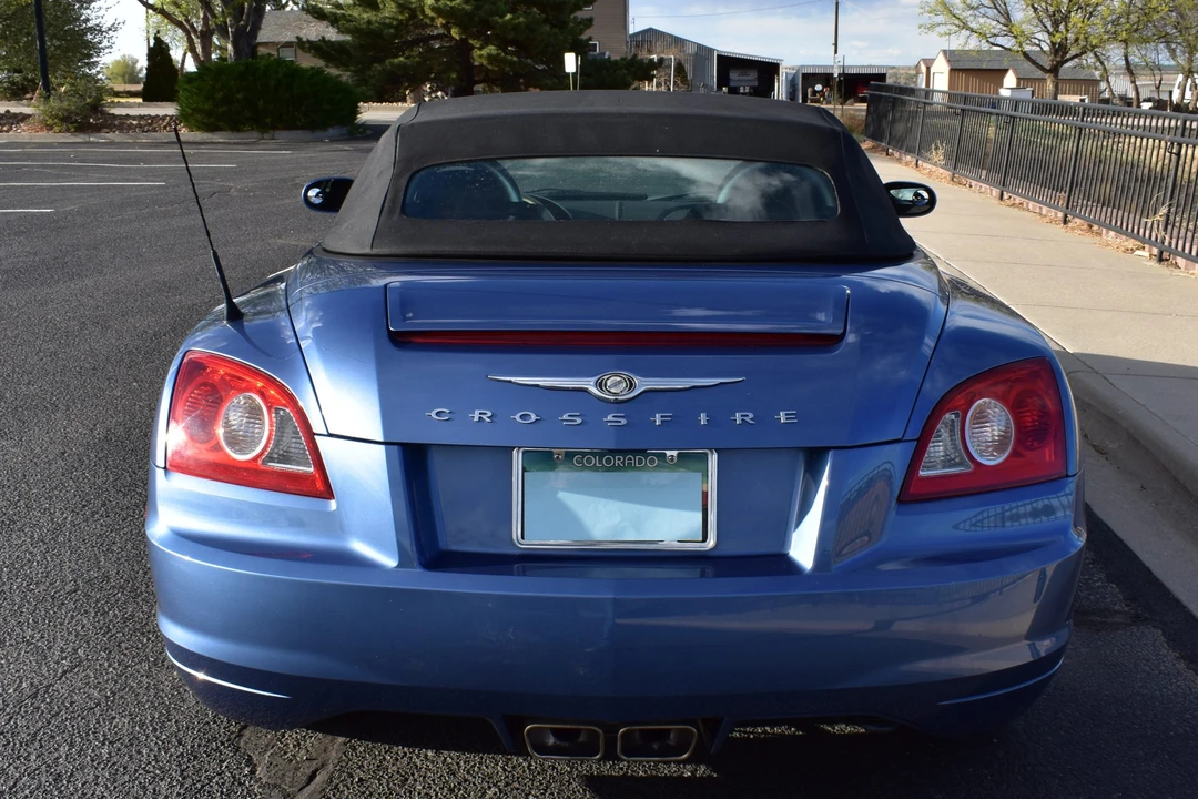 2006 Chrysler Crossfire - Image 16 of 31