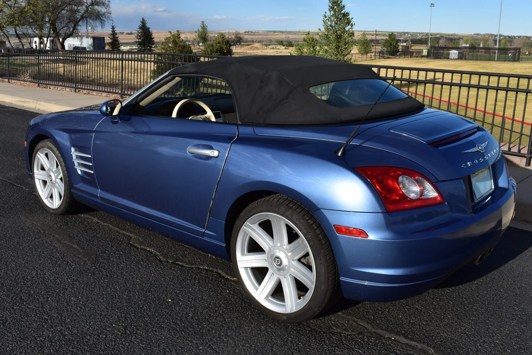 2006 Chrysler Crossfire - Image 15 of 31