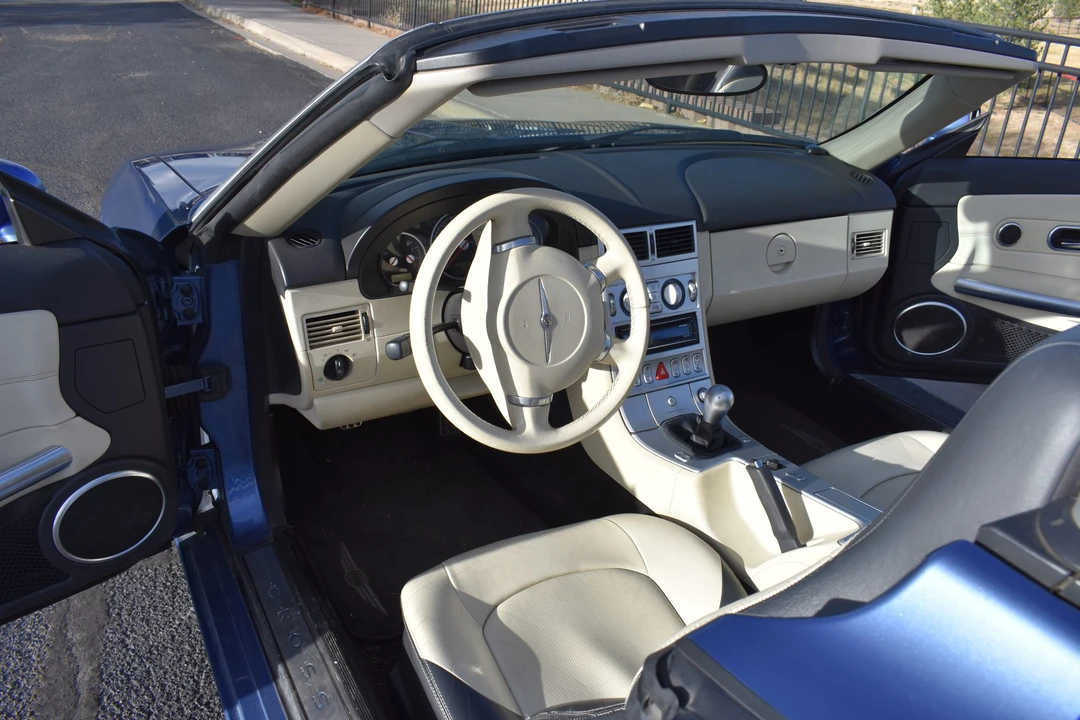 2006 Chrysler Crossfire - Image 20 of 31