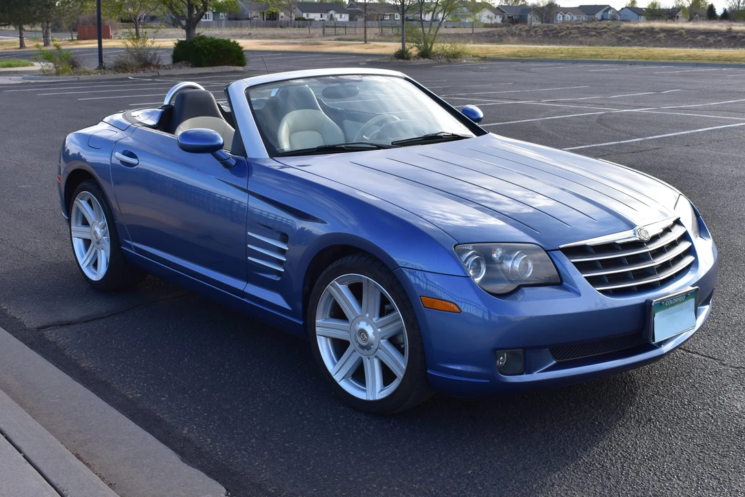 2006 Chrysler Crossfire - Image 2 of 31