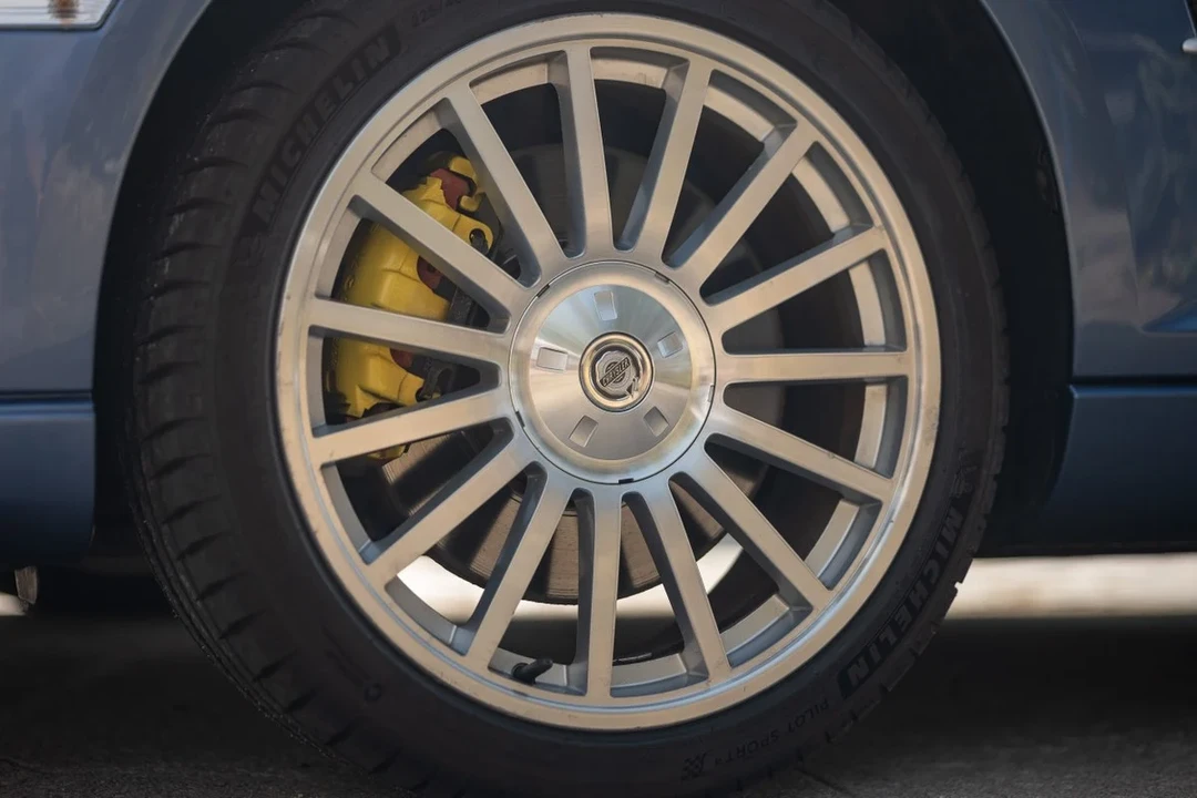2006 Chrysler Crossfire - Image 22 of 31