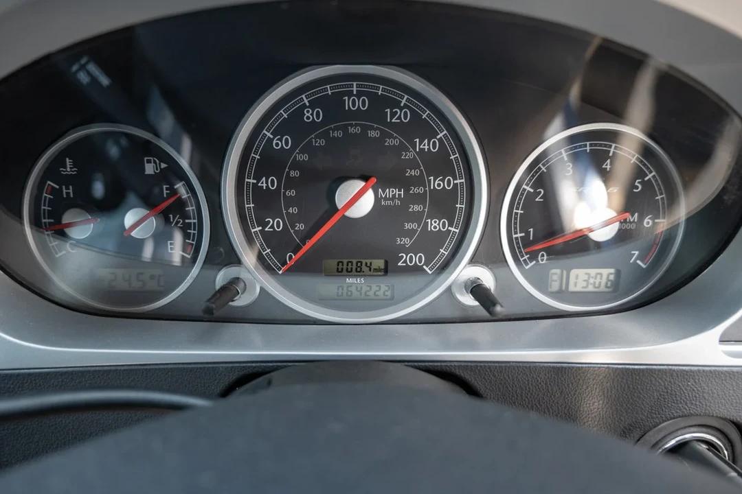 2006 Chrysler Crossfire - Image 23 of 31