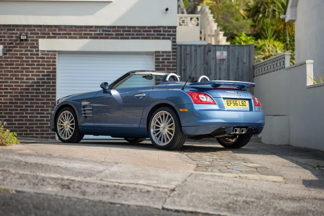 2006 Chrysler Crossfire - Image 15 of 31