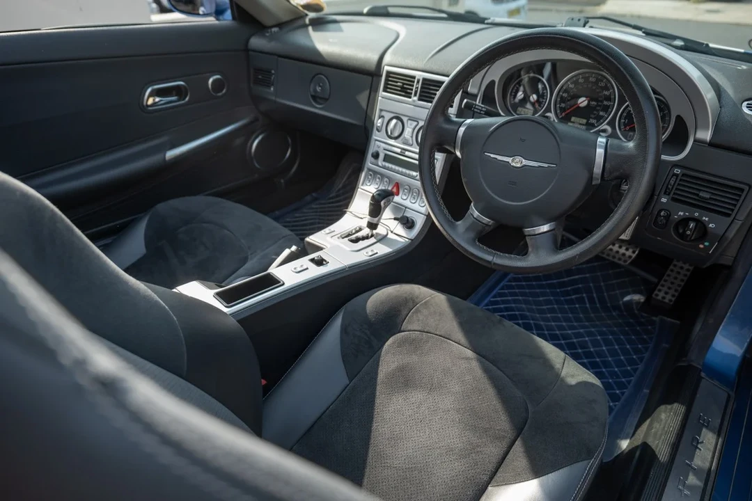 2006 Chrysler Crossfire - Image 5 of 31