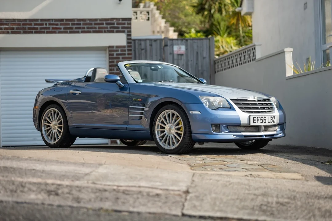 2006 Chrysler Crossfire - Image 10 of 31