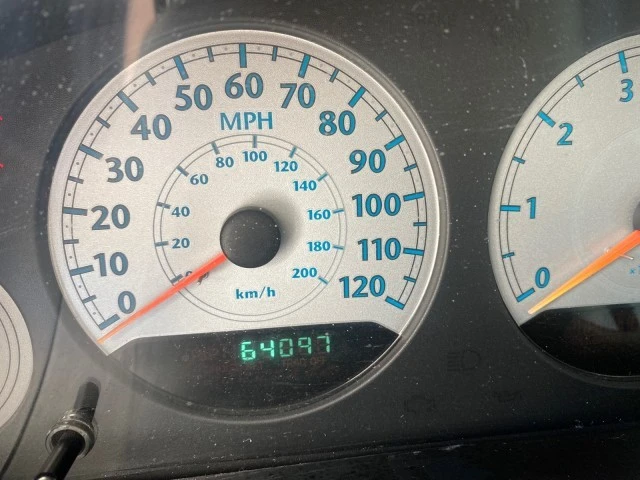 2006 Chrysler Town & Country - Image 19 of 21