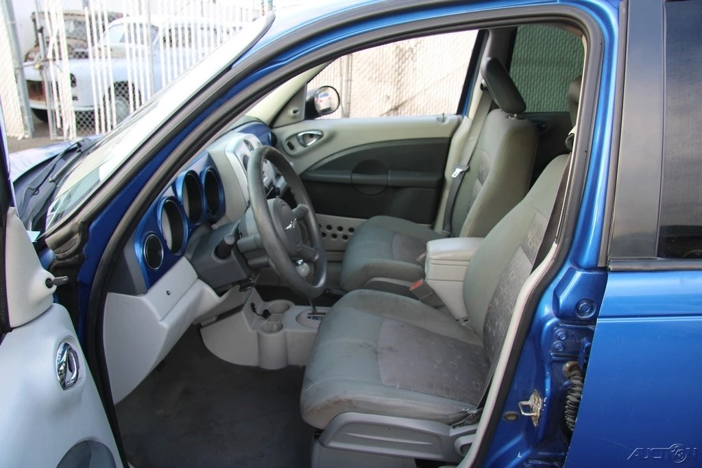 2006 Chrysler PT Cruiser - Image 12 of 21