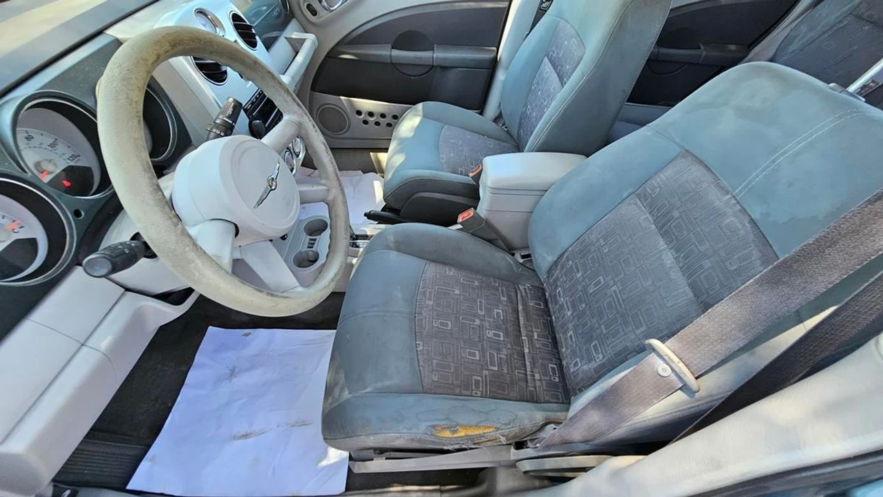 2006 Chrysler PT Cruiser - Image 19 of 21