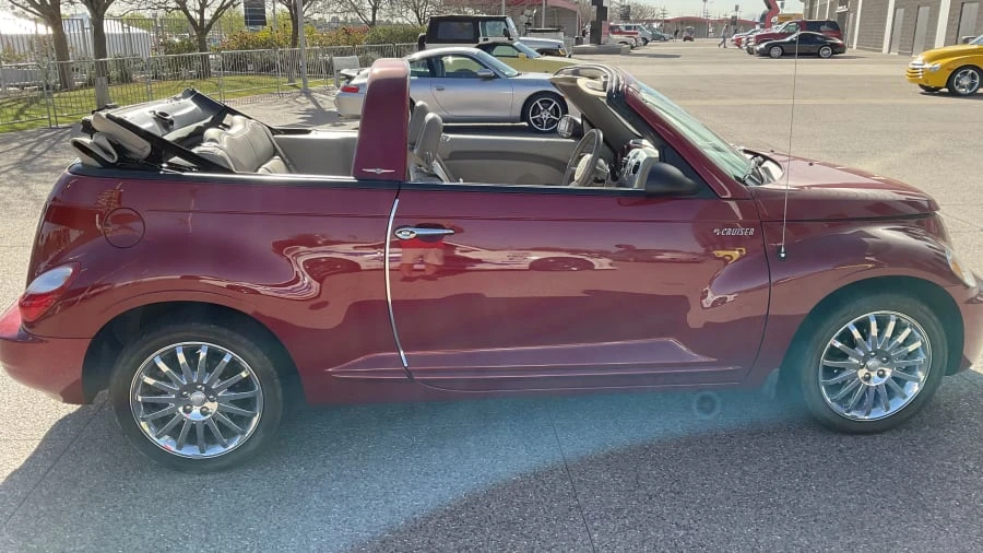 2006 Chrysler PT Cruiser - Image 10 of 14