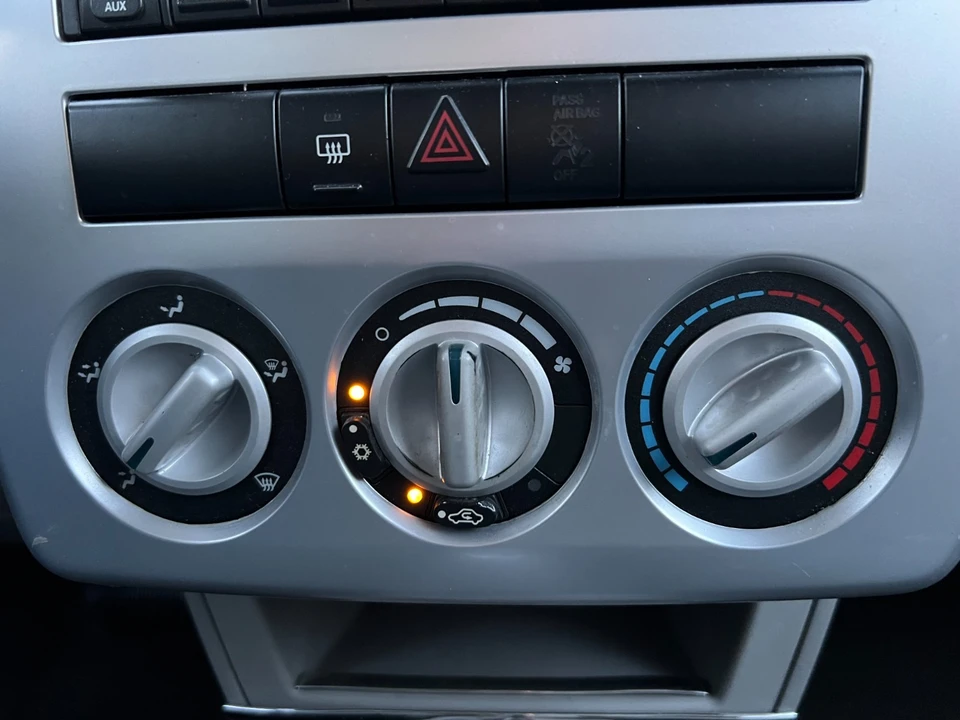2006 Chrysler PT Cruiser - Image 18 of 21