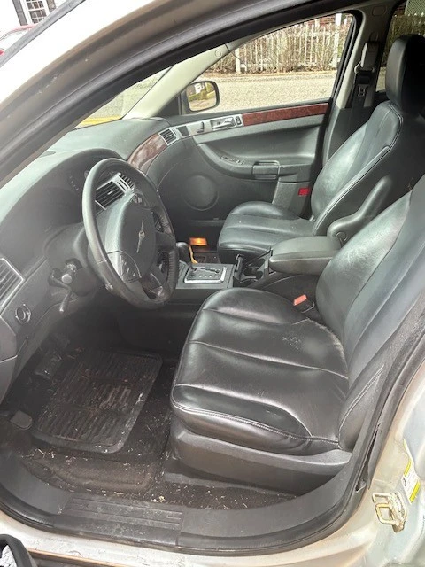 2006 Chrysler - Image 6 of 12