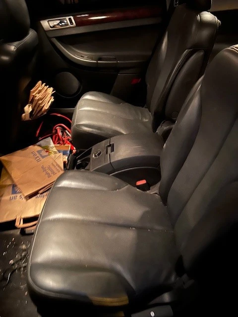2006 Chrysler - Image 9 of 12