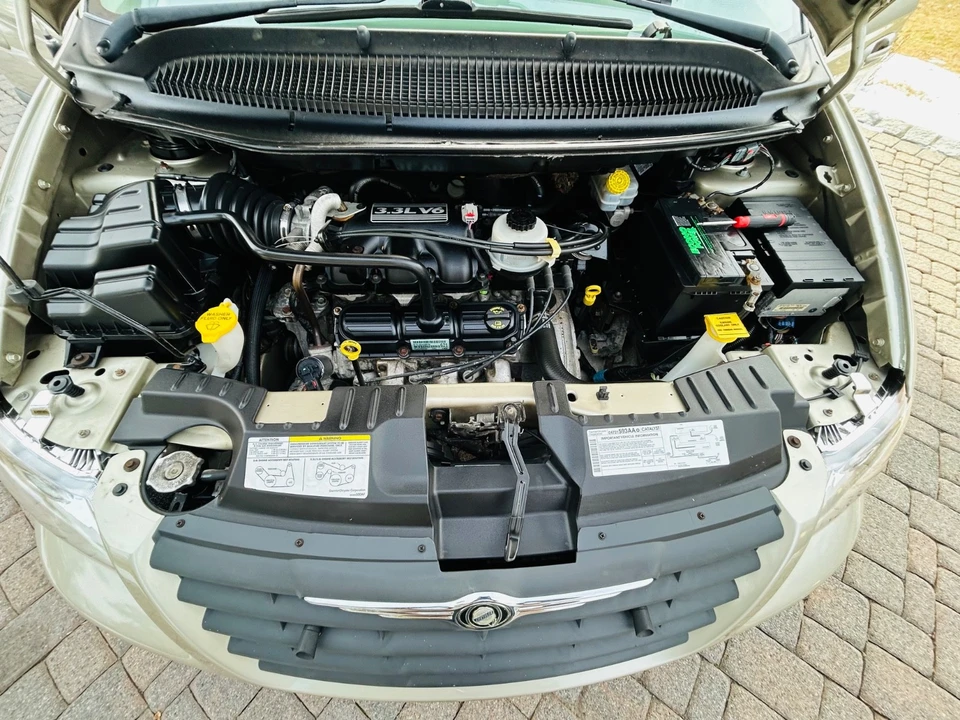 2006 Chrysler Town & Country - Image 21 of 21
