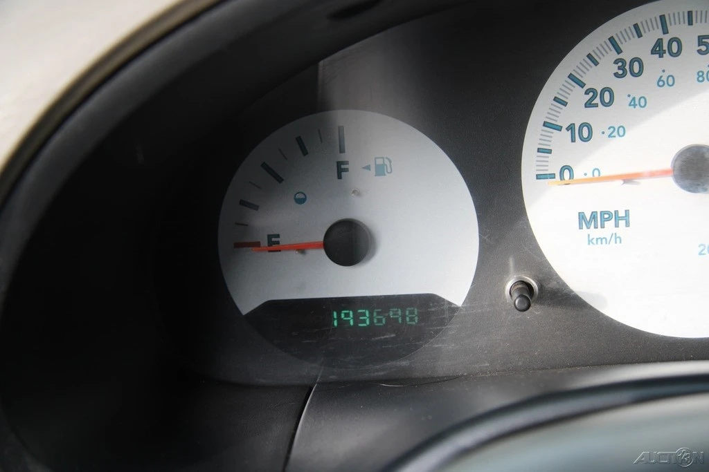 2006 Chrysler Town & Country - Image 15 of 21