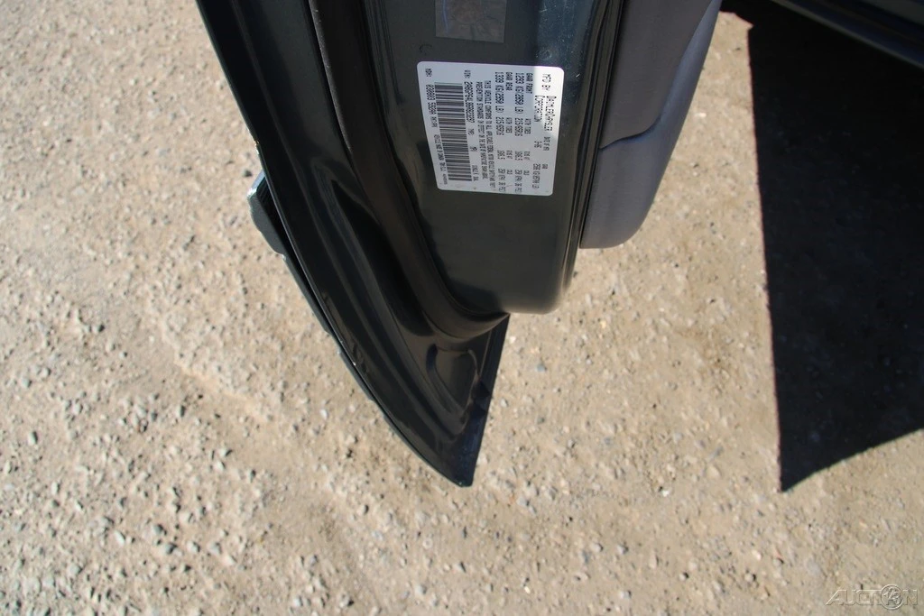 2006 Chrysler Town & Country - Image 11 of 21