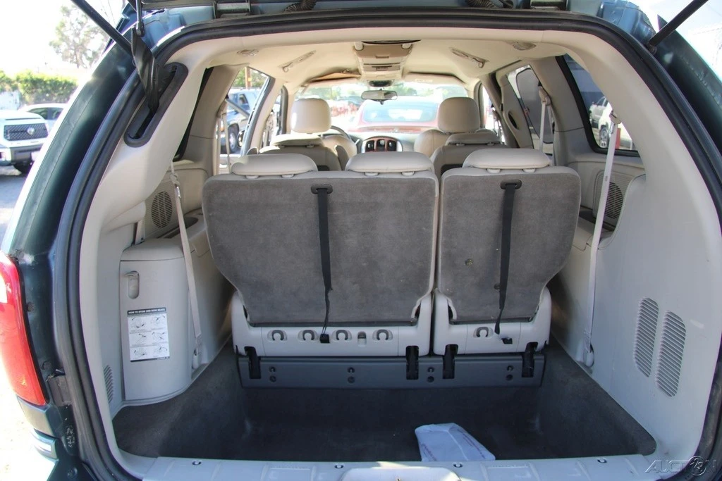2006 Chrysler Town & Country - Image 21 of 21