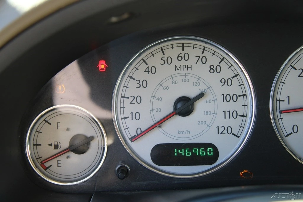 2006 Chrysler Town & Country - Image 16 of 21