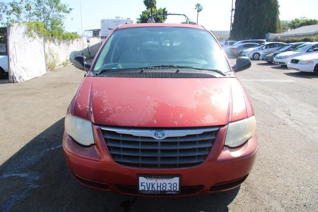 2006 Chrysler Town & Country - Image 11 of 21