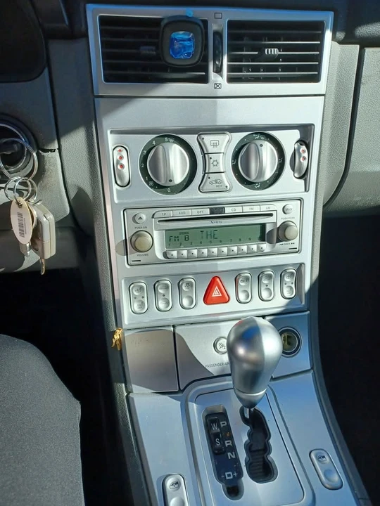2006 Chrysler Crossfire - Image 13 of 14